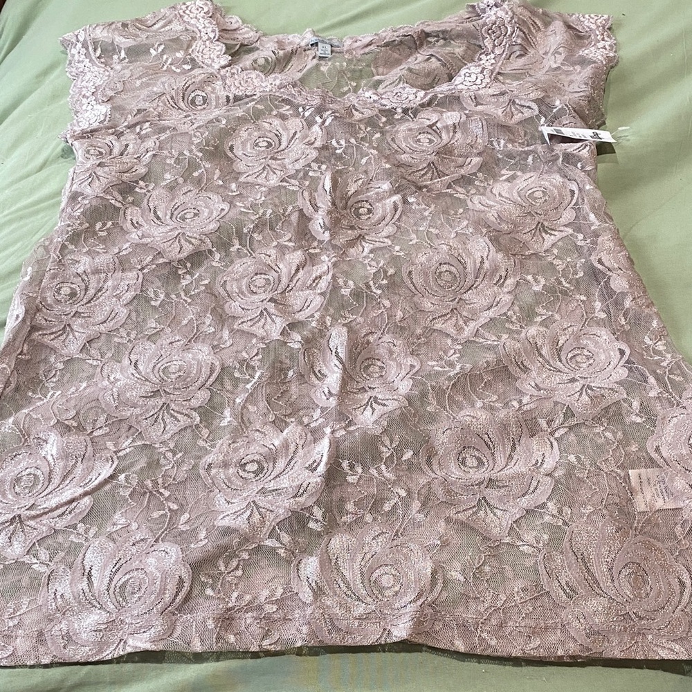 Charlotte Russe Pink Lace Floral Short Sleeve Blouse